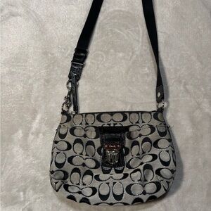 Vintage Y2K Coach Poppy signature metallic crossbody bag